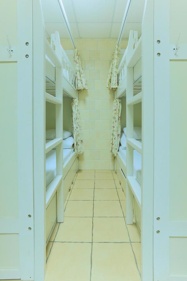 Hostel N1 Dom Odessa Buitenkant foto