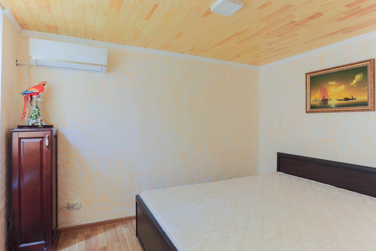 Hostel N1 Dom Odessa Buitenkant foto
